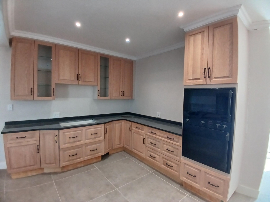 4 Bedroom Property for Sale in Hunters Estate Western Cape